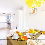 Διαμέρισμα #112 Oura Pool & Nightlife