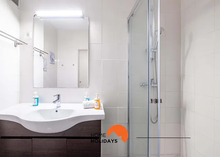 Apartman #112 Oura Pool & Nightlife