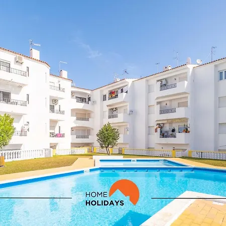 #112 Oura Flat By Holidays Appartement *