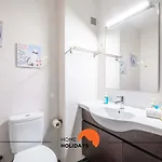 #112 Oura Pool & Nightlife Apartmán
