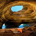 #112 Oura Pool & Nightlife Albufeira