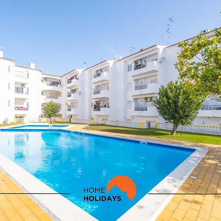 #112 Oura Flat By Holidays Apartamento *